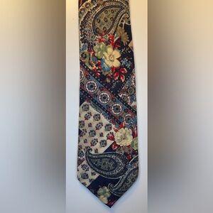 Vintage Floral Paisley Men's Tie J T Beckett 59 inch